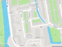 Ambulance met grote spoed naar de Schooltuinen in Gouda