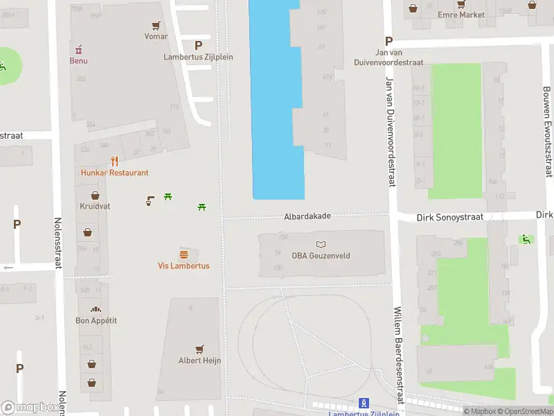 Ambulance met grote spoed naar de Nolensstraat in Amsterdam