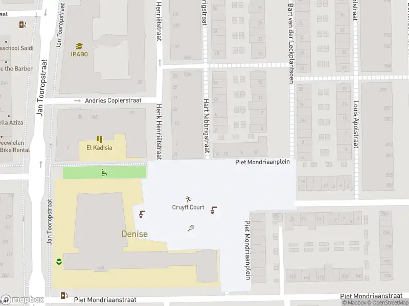 Ambulance met grote spoed naar de Wijnand Nuijenstraat in Amsterdam