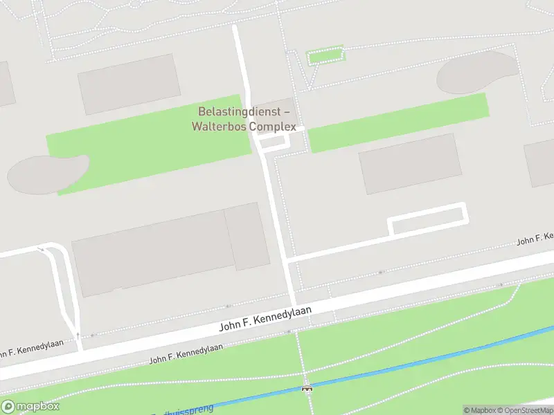 Brandweer met gepaste spoed naar de John F. Kennedylaan in Apeldoorn