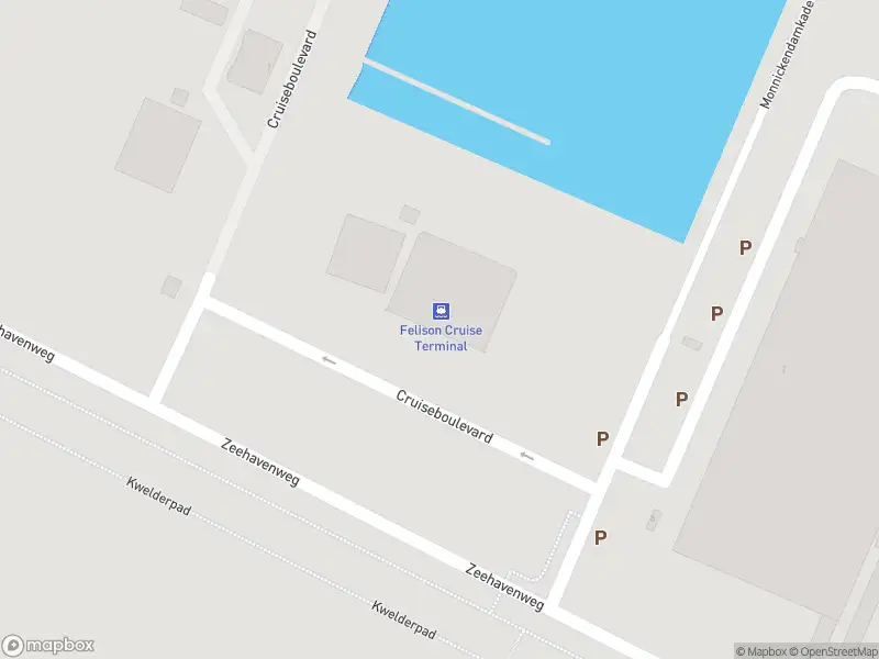 Ambulance met gepaste spoed naar de Cruiseboulevard in IJmuiden