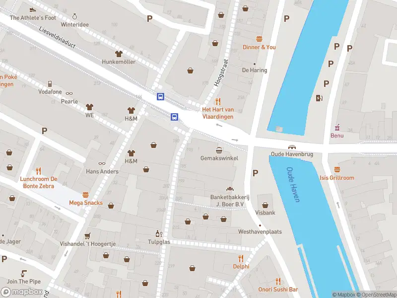 Ambulance met grote spoed naar de Visbankflat in Vlaardingen