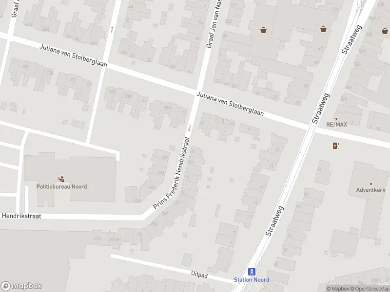 Ambulance met grote spoed naar de Prins Frederik Hendrikstraat in Rotterdam