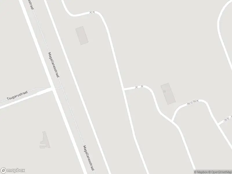 Politie naar de Madoerastraat in Maasvlakte Rotterdam