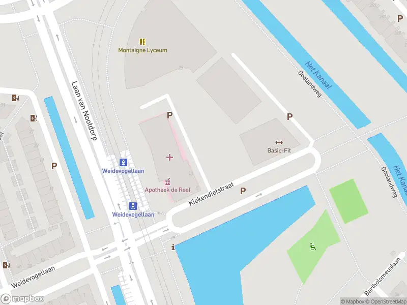 Ambulance met grote spoed naar de Kiekendiefstraat in 's-Gravenhage