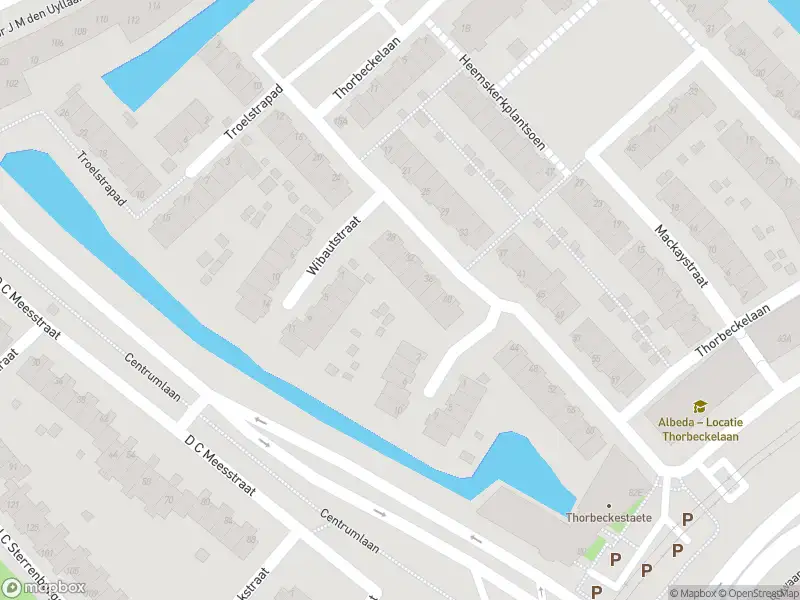 Ambulance met gepaste spoed naar de Thorbeckelaan in Spijkenisse