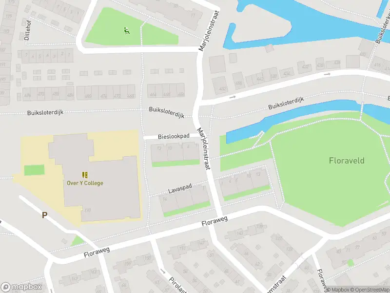 Ambulance met grote spoed naar de Bieslookpad in Amsterdam