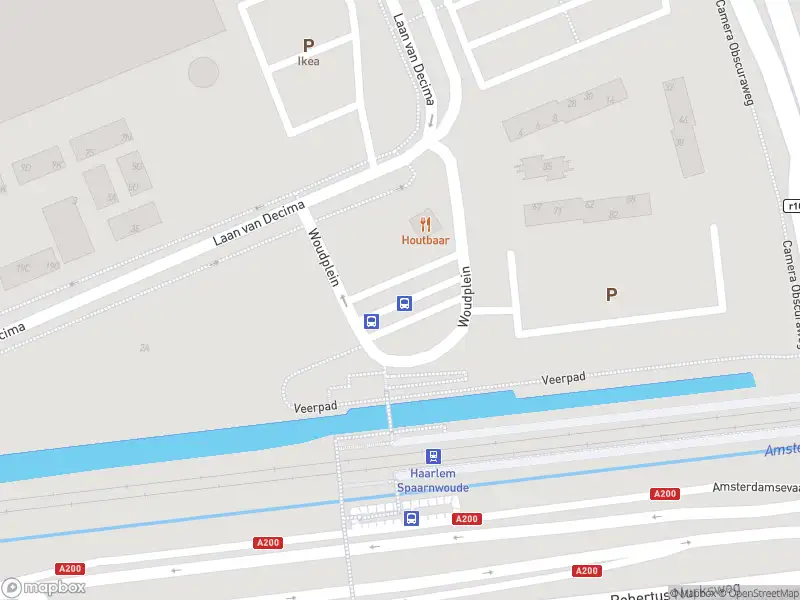 Ambulance naar de Woudplein in Haarlem