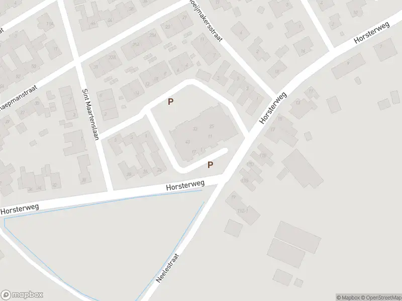 Ambulance met gepaste spoed naar de Veuskensstraat in Stramproy