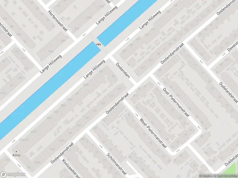 Ambulance met gepaste spoed naar de Oostendamstraat in Rotterdam