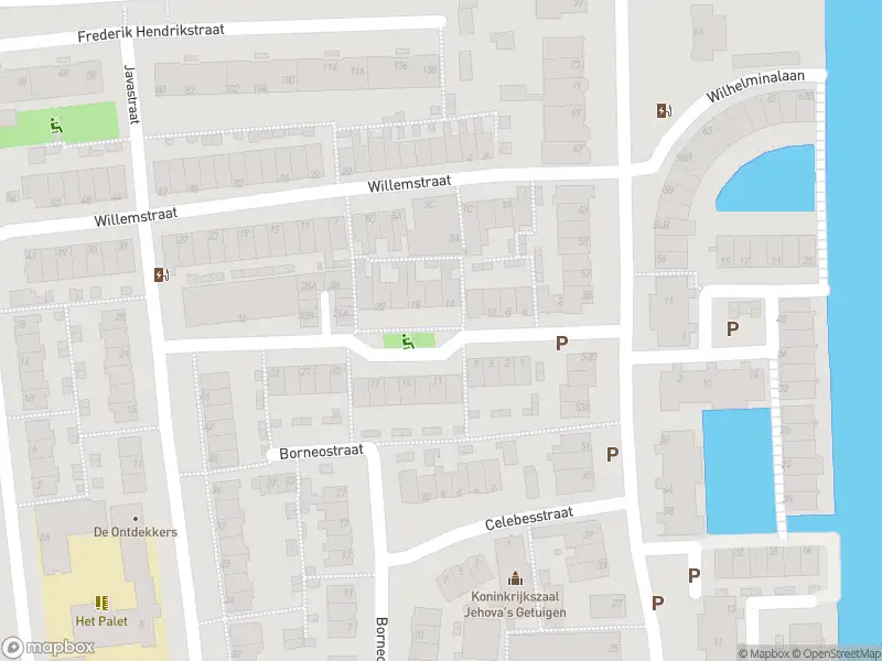 Brandweer met grote spoed naar de Nassaustraat in Alphen aan den Rijn vanwege stankoverlast