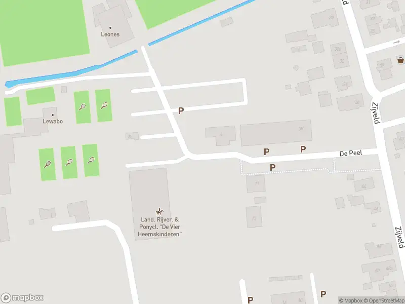 Brandweer met grote spoed naar de De Peel in Beneden-Leeuwen vanwege gebouwbrand