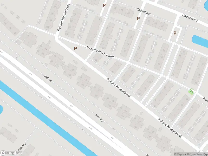 Brandweer met gepaste spoed naar de Reinier Kloegstraat in Hoogvliet Rotterdam vanwege een buitenbrand