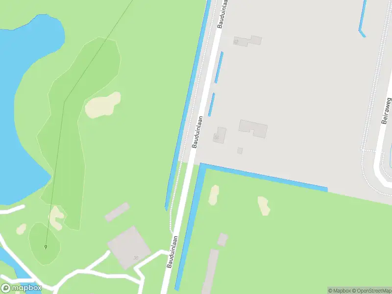 Ambulance met grote spoed naar de Bauduinlaan in Amsterdam