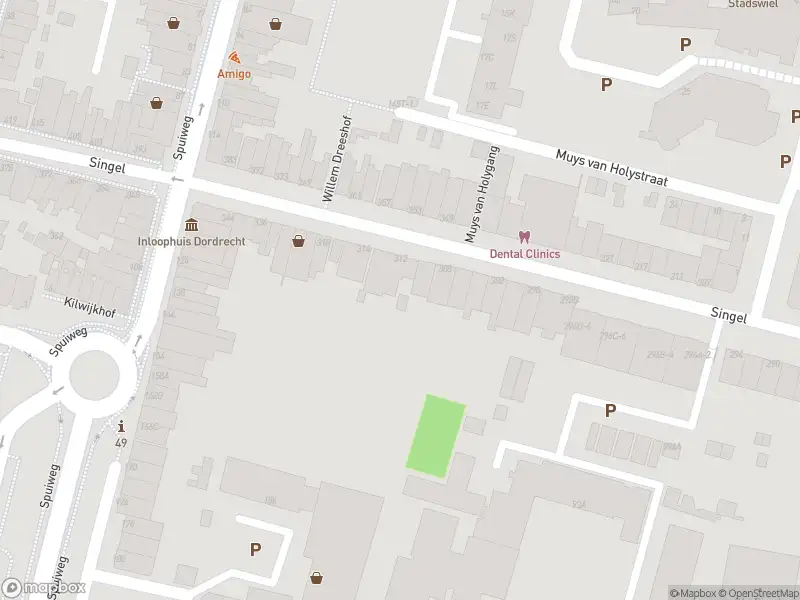 Ambulance met gepaste spoed naar de Singel in Dordrecht