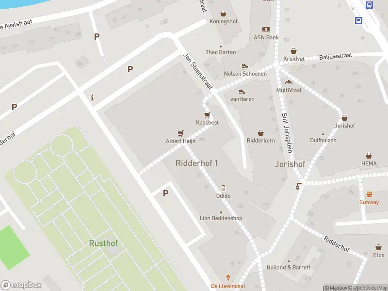 Politie naar de Oosterparkweg in Ridderkerk vanwege voertuigen te water