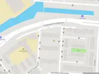 Ambulance met gepaste spoed naar de Burgemeester Van Haarenlaan in Schiedam
