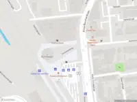 Ambulance met gepaste spoed naar de Stationsplein in Alphen aan den Rijn