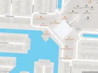 Ambulance met grote spoed naar de Havenhoofd in Barendrecht