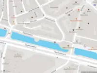 Ambulance met gepaste spoed naar de Spuiboulevard in Dordrecht