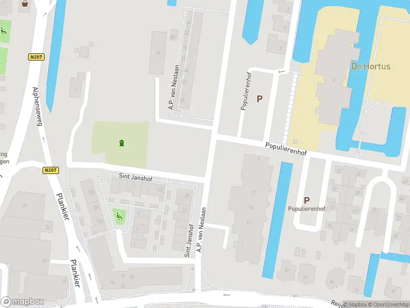 Ambulance met gepaste spoed naar de A.P. van Neslaan in Boskoop