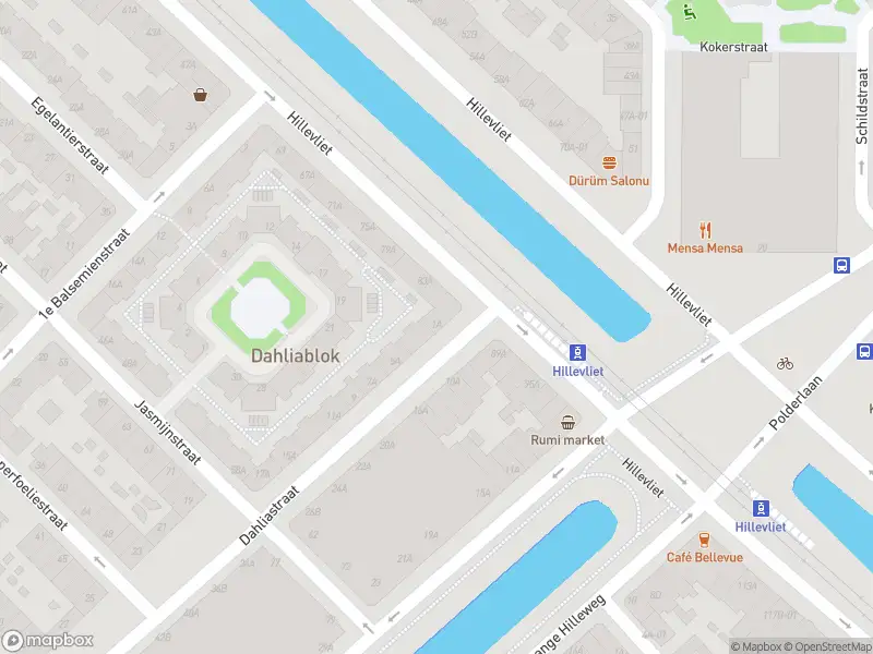 Ambulance met grote spoed naar de Dahliastraat in Rotterdam