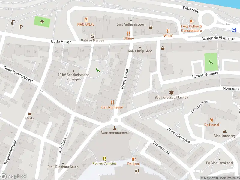 Brandweer met grote spoed naar de Priemstraat in Nijmegen vanwege gebouwbrand