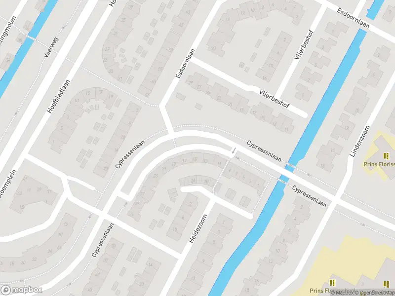 Ambulance met grote spoed naar de Cypressenlaan in Papendrecht