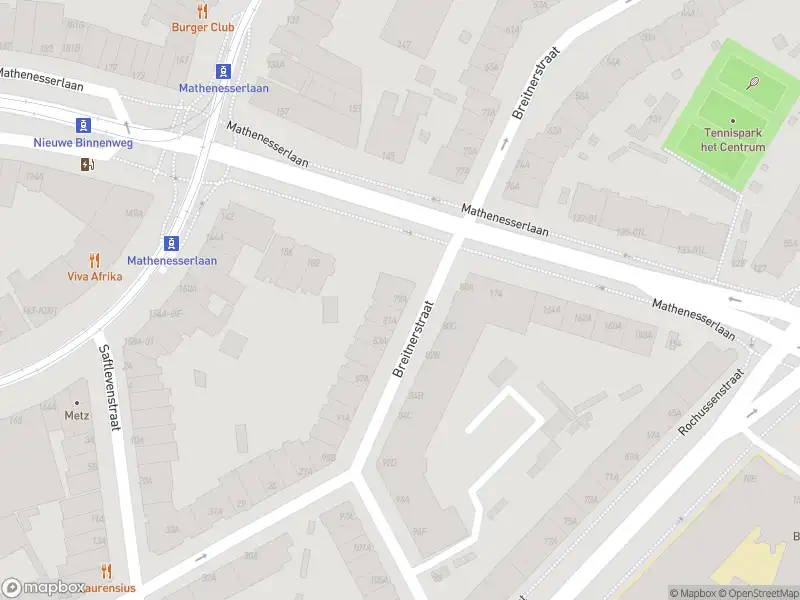 Ambulance met gepaste spoed naar de Breitnerstraat in Rotterdam