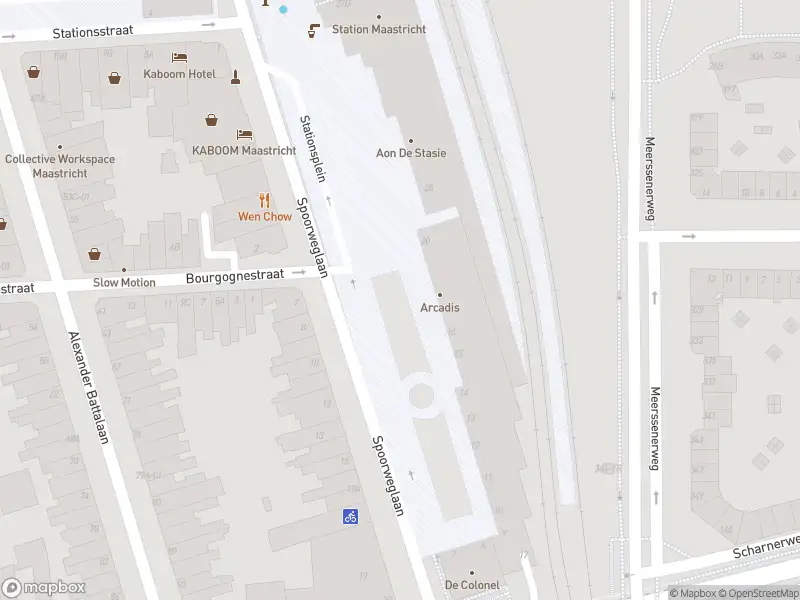 Brandweer met gepaste spoed naar de Stationsplein in Maastricht