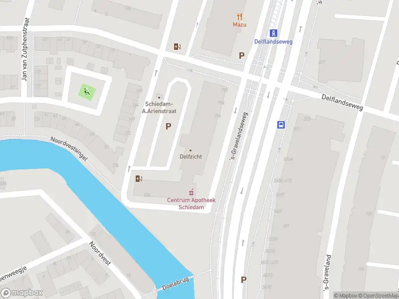 Ambulance met gepaste spoed naar de 's-Gravelandseweg in Schiedam