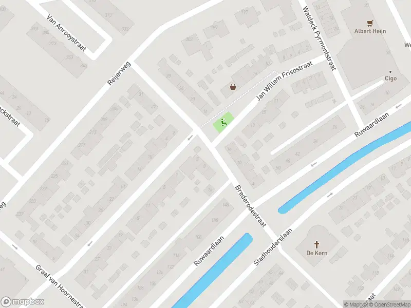 Ambulance met grote spoed naar de Brederodestraat in Ridderkerk