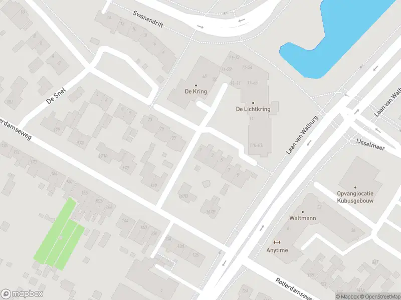 Ambulance met gepaste spoed naar de De Kring in Zwijndrecht