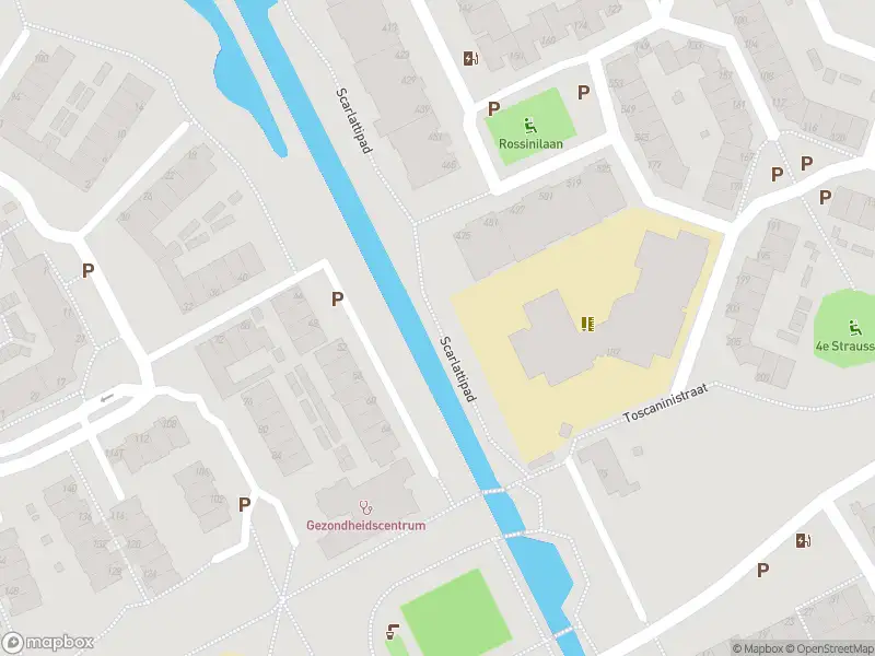 Ambulance met gepaste spoed naar de Aaltje Noordewierstraat in 's-Gravenhage