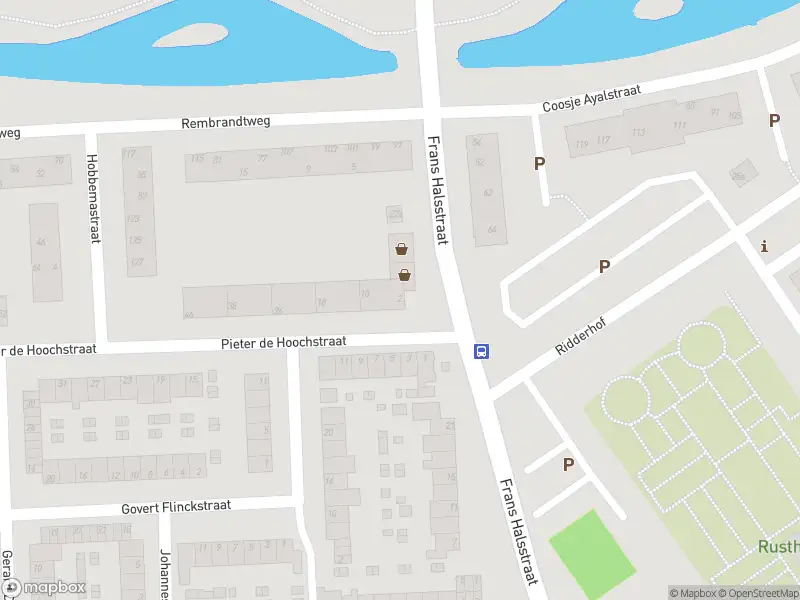 Ambulance met grote spoed naar de Pieter de Hoochstraat in Ridderkerk