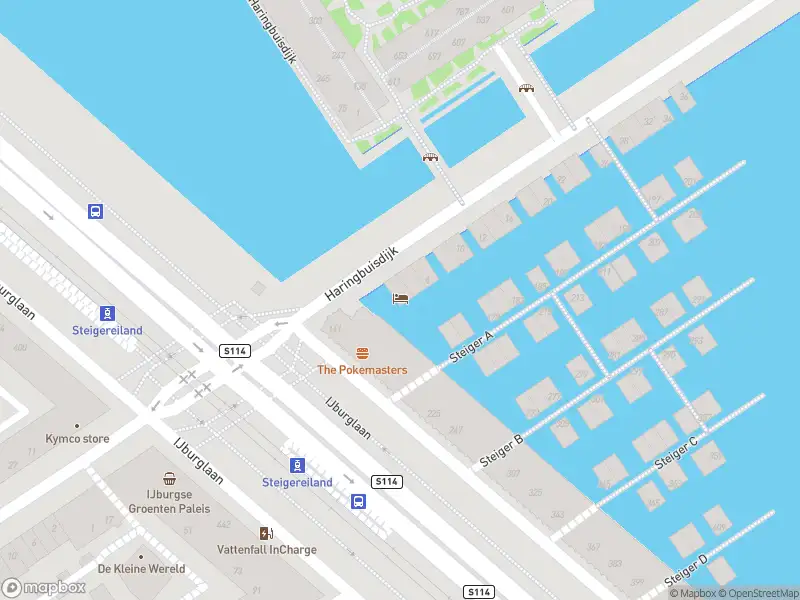 Ambulance met grote spoed naar de Haringbuisdijk in Amsterdam