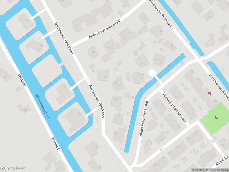 Ambulance met grote spoed naar de Adriana van Roonlaan in 's-Gravenhage