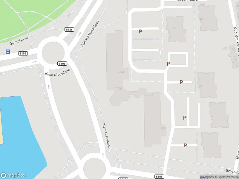 Ambulance met gepaste spoed naar de Leyerwaard in Rotterdam