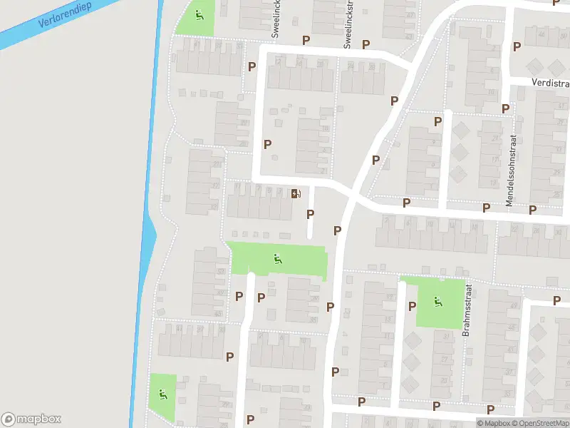 Ambulance met grote spoed naar de Sweelinckstraat in Numansdorp