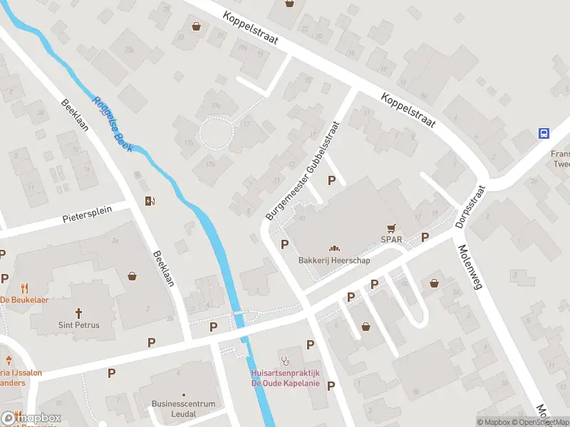 Ambulance met gepaste spoed naar de Burgemeester Gubbelsstraat in Roggel