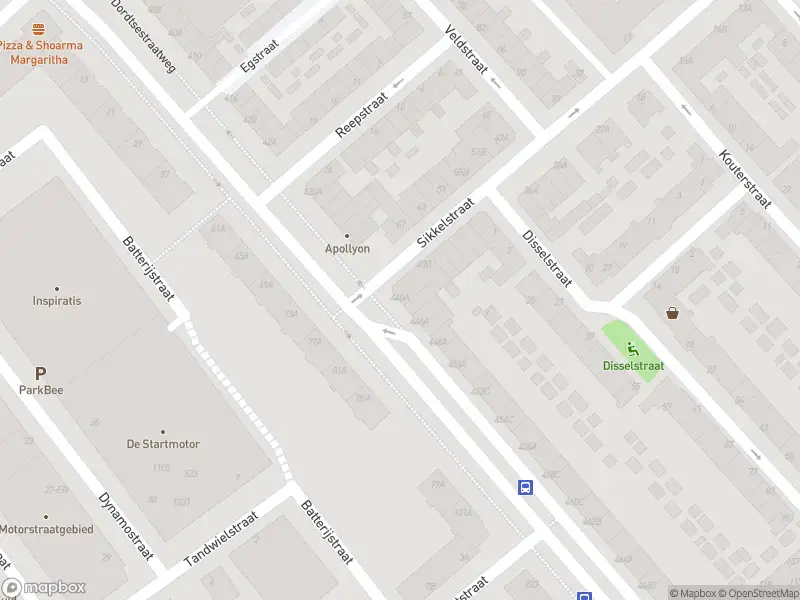 Ambulance met gepaste spoed naar de Dordtsestraatweg in Rotterdam