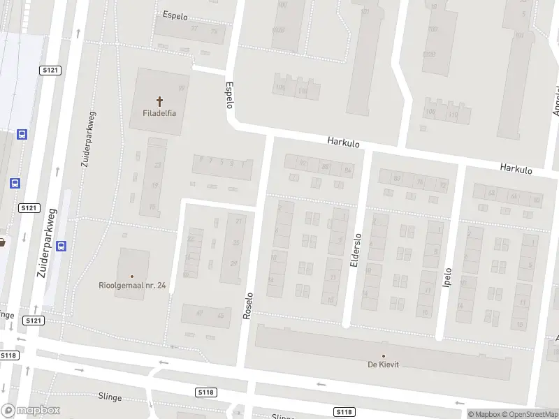 Ambulance met grote spoed naar de Roselo in Rotterdam