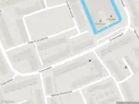 Ambulance met gepaste spoed naar de Hugo de Grootstraat in Haarlem