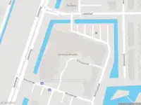 Ambulance met grote spoed naar de Achillesstraat in Rotterdam