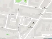 Ambulance met grote spoed naar de Isaäc Hubertstraat in Rotterdam