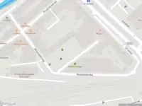 Ambulance met grote spoed naar de Zuster Hennekeplein in Rotterdam