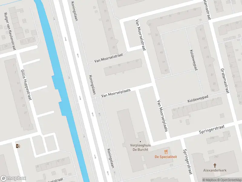 Brandweer met grote spoed naar de Springerstraat in Rotterdam vanwege afhijsen patient