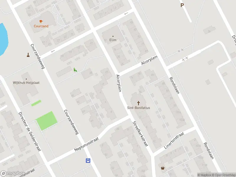 Ambulance met grote spoed naar de Alcorplein in Rotterdam