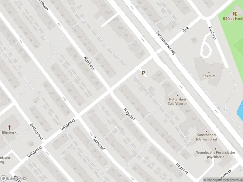 Ambulance met grote spoed naar de Hogehof in Rotterdam