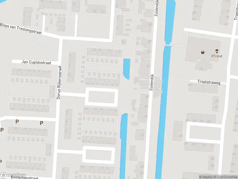 Ambulance met gepaste spoed naar de Steven Wiegmanstraat in Dordrecht